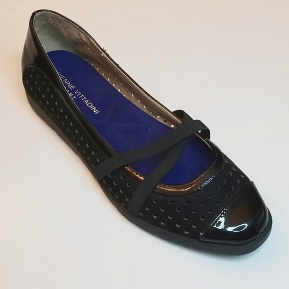 Adrienne Vittadini Shoes - Adrienne Vittadini black comfortable flats cushion